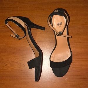 H&M black strappy heels. Size 6.